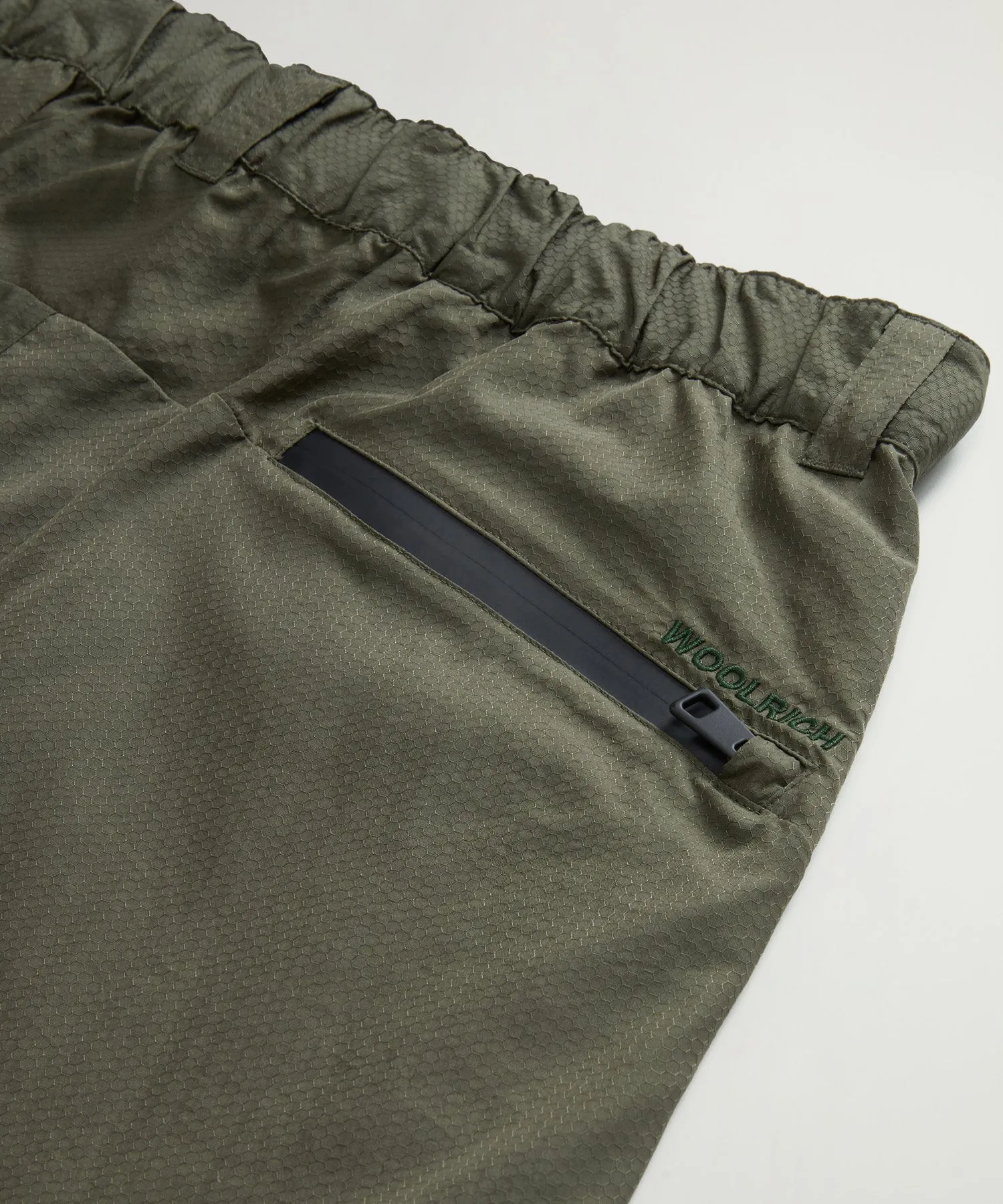 Todd Snyder x Woolrich Trek Short in Olive